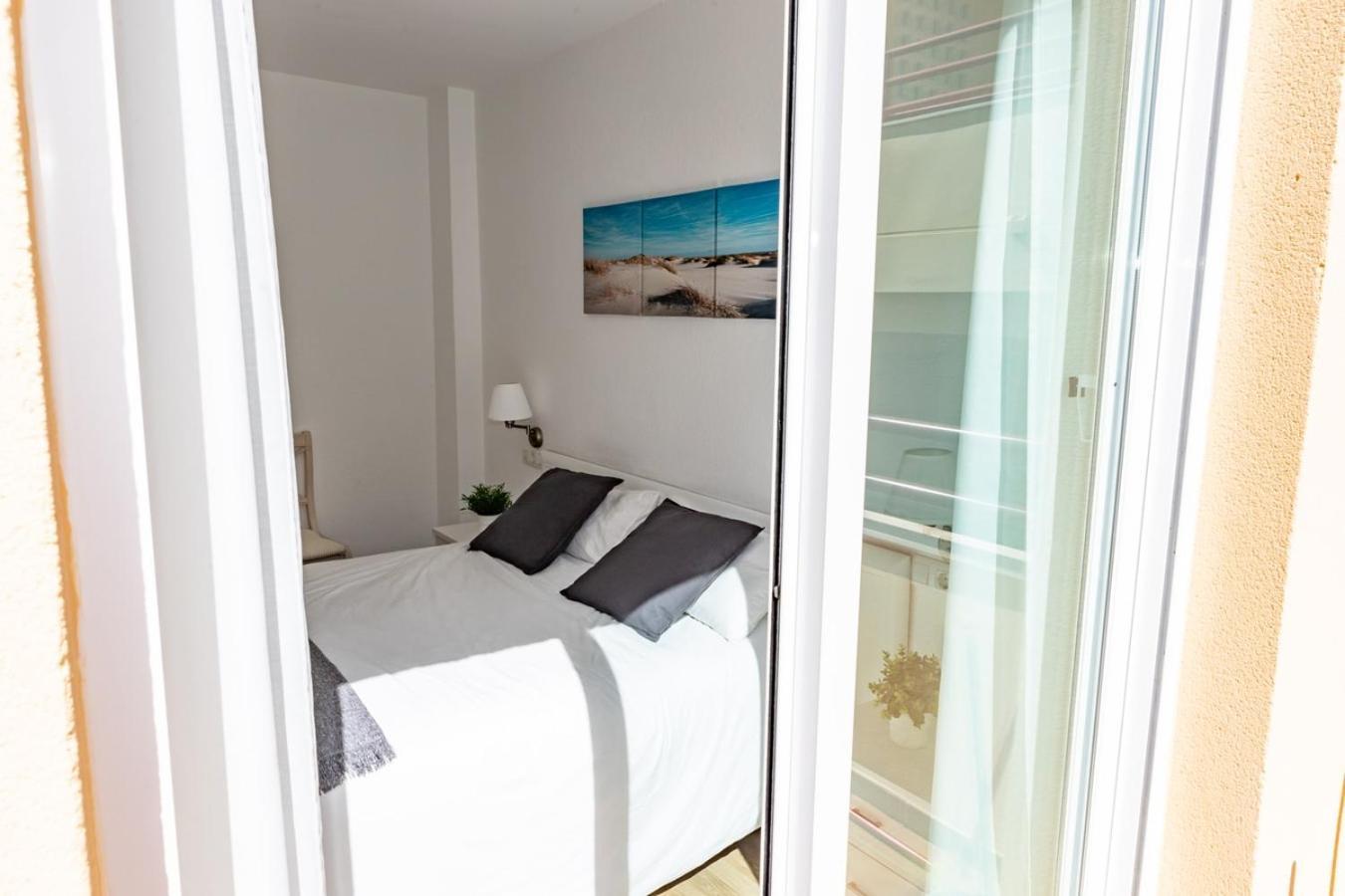 Sereno 3 | Piscina, Garaje, Terraza Y Playa
