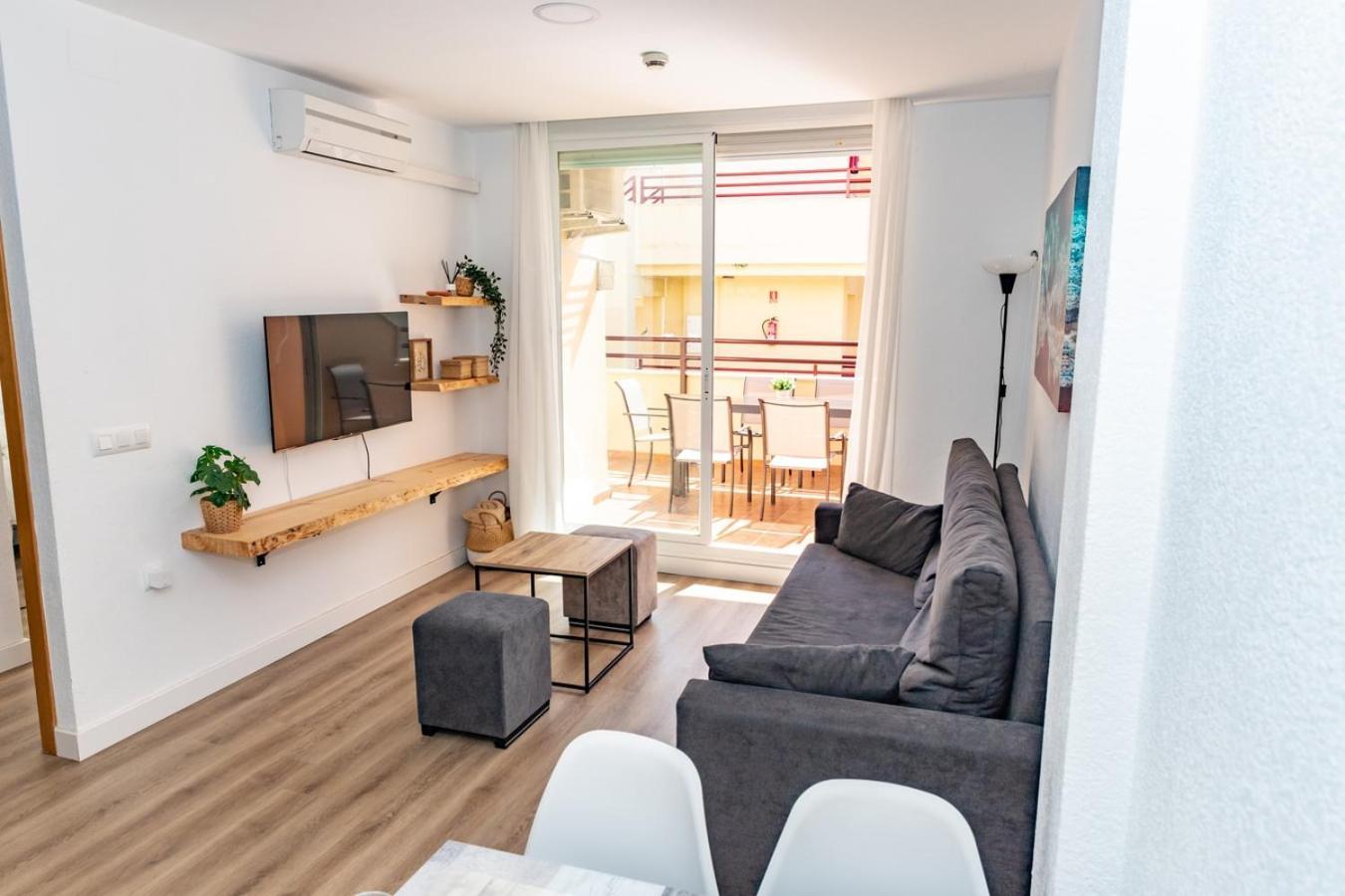 Sereno 3 | Piscina, Garaje, Terraza Y Playa * Los Canos De Meca